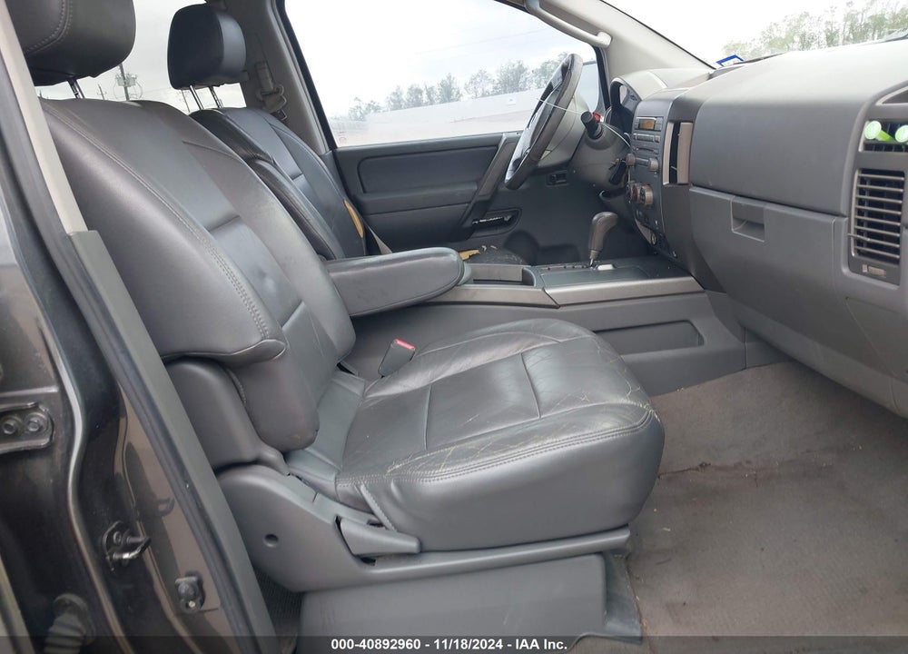2005 NISSAN TITAN SE VIN: 1N6BA07A25N547038