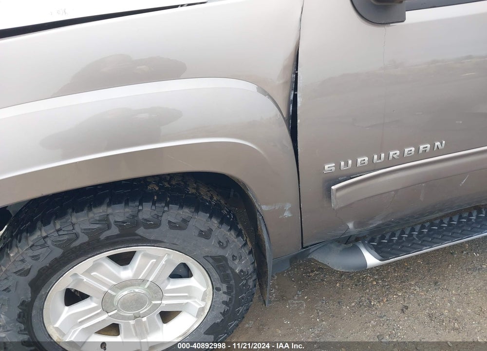 2013 CHEVROLET SUBURBAN 1500 LT VIN: 1GNSKJE78DR326863