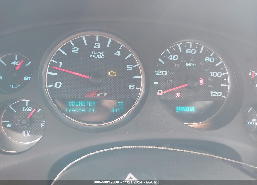 2013 CHEVROLET SUBURBAN 1500 LT VIN: 1GNSKJE78DR326863