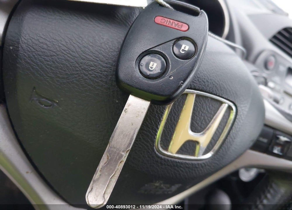 2012 HONDA FIT SPORT VIN: JHMGE8H50CC038067