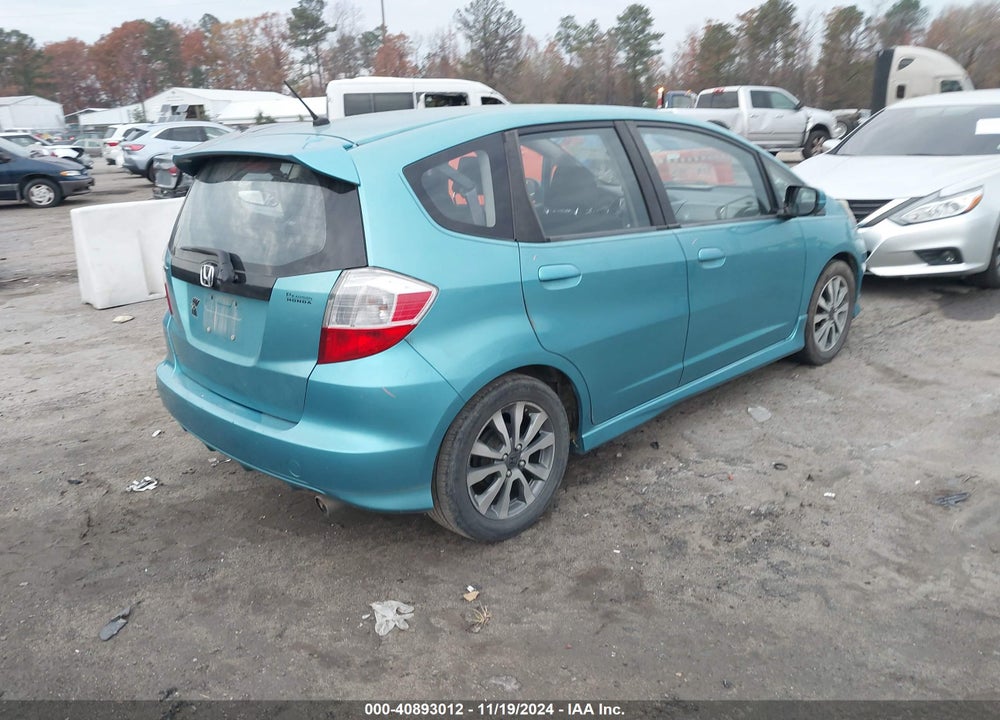 2012 HONDA FIT SPORT VIN: JHMGE8H50CC038067