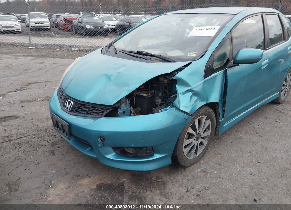 2012 HONDA FIT SPORT VIN: JHMGE8H50CC038067