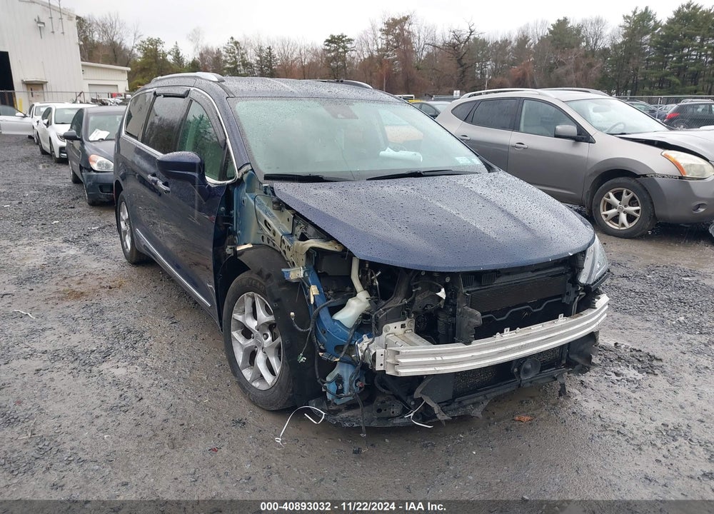 2017 CHRYSLER PACIFICA TOURING L PLUS VIN: 2C4RC1EG7HR614152