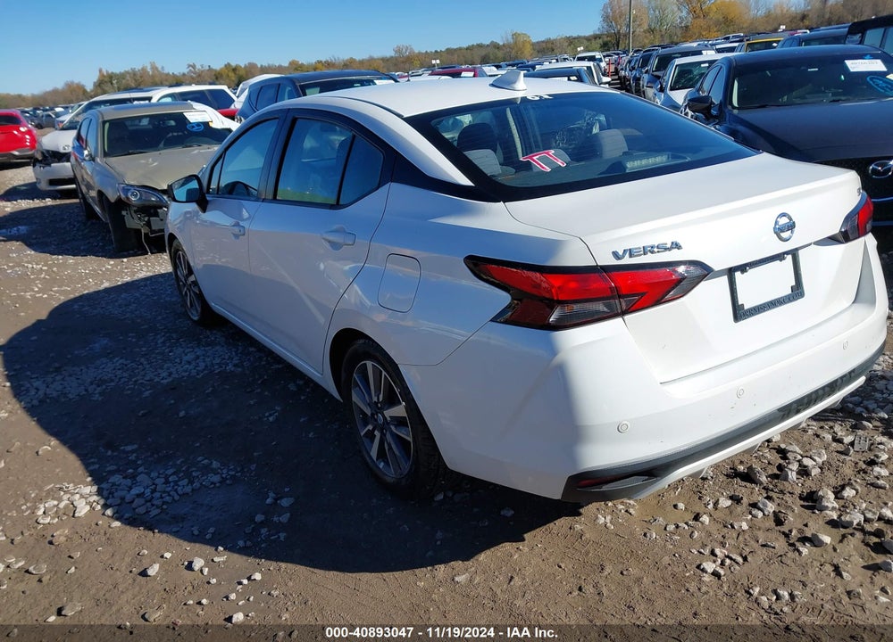 2020 NISSAN VERSA SV XTRONIC CVT VIN: 3N1CN8EV8LL800668
