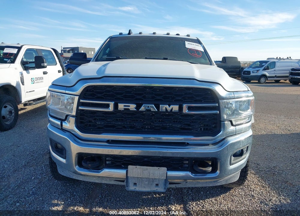 2022 RAM 4500 CHASSIS TRADESMAN/SLT/LAIE/LIMITED VIN: 3C7WRLFL2NG151236