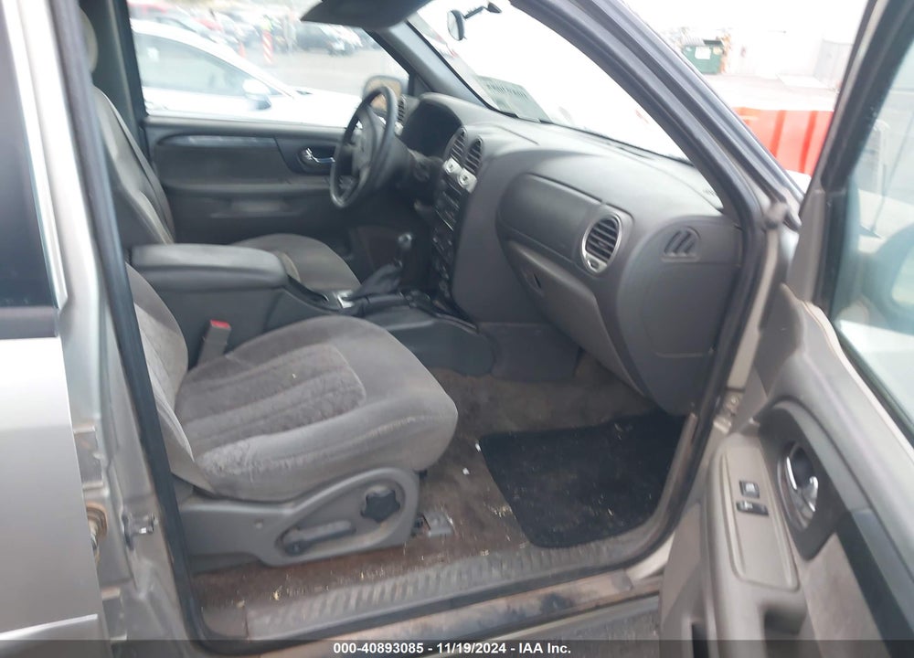 2003 GMC ENVOY XL SLE VIN: 1GKES16S336196536