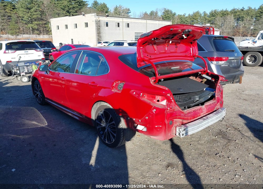 2020 TOYOTA CAMRY SE VIN: 4T1G11AK7LU305991