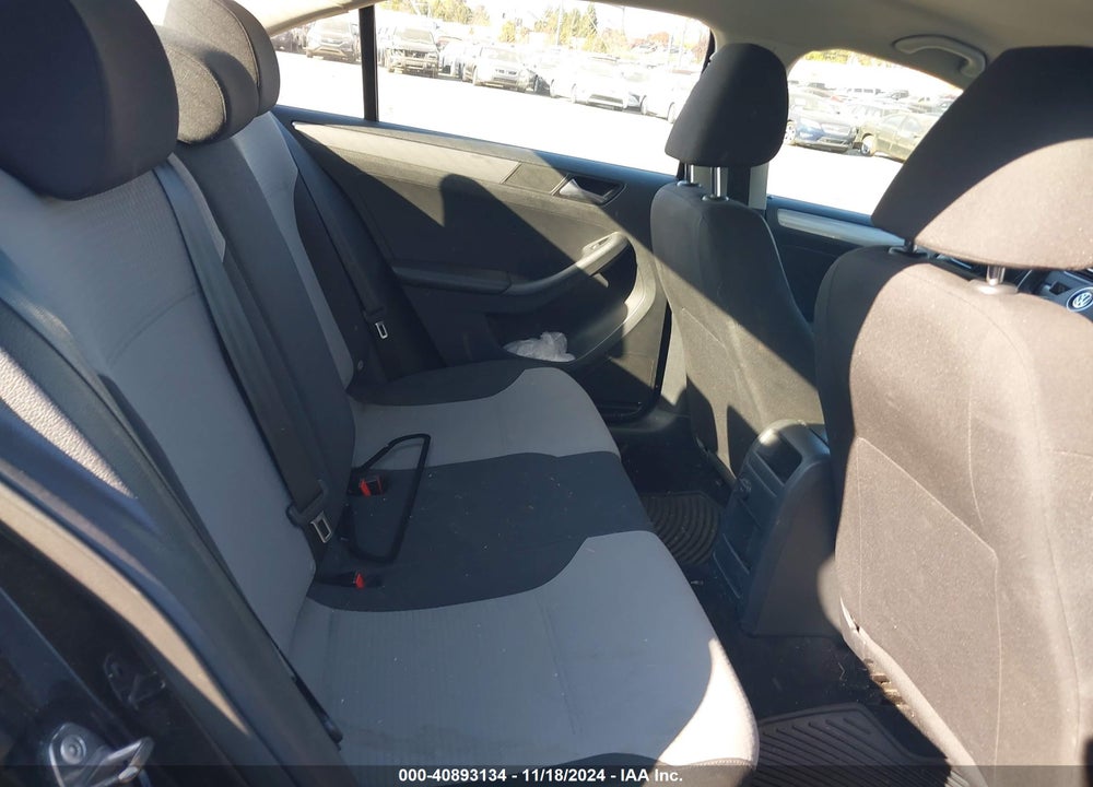 2017 VOLKSWAGEN JETTA 1.4T S VIN: 3VW2B7AJ0HM304809