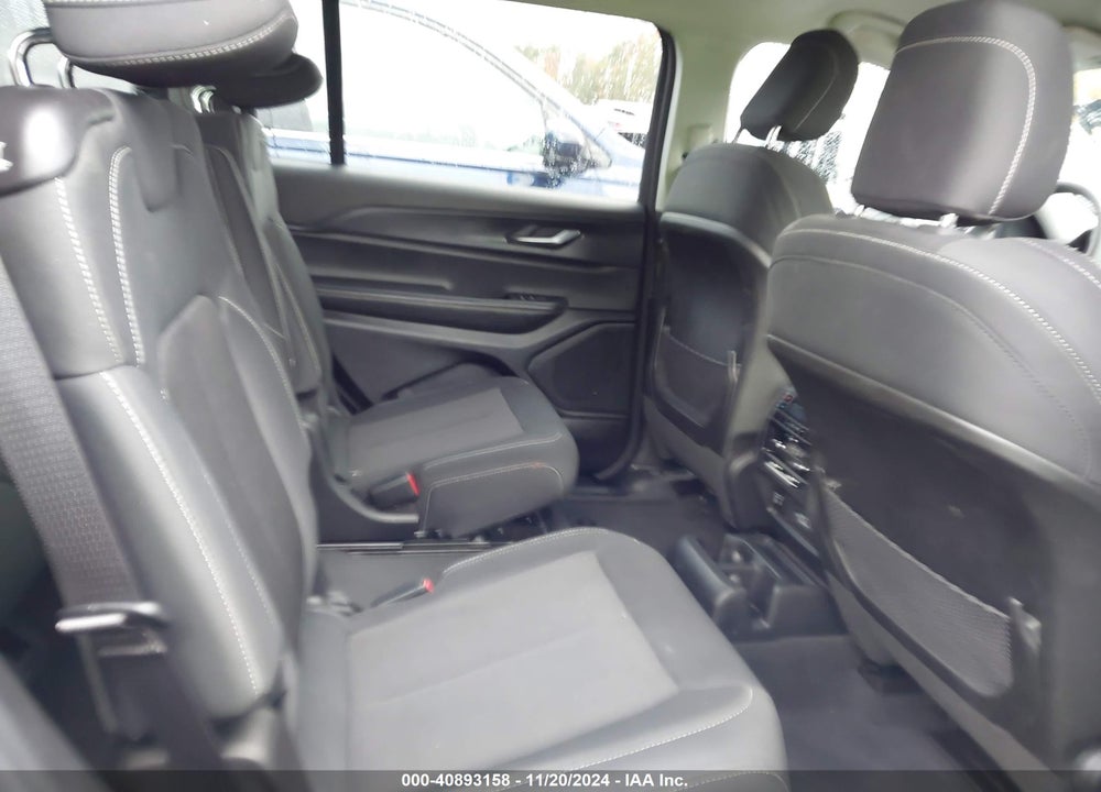 2023 JEEP GRAND CHEROKEE L LAREDO 4X2 VIN: 1C4RJJAG0P8856156
