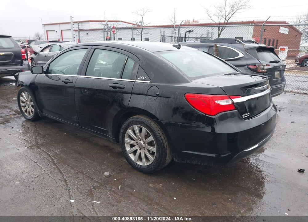 2011 CHRYSLER 200 VIN: 1C3BC1FB4BN625686