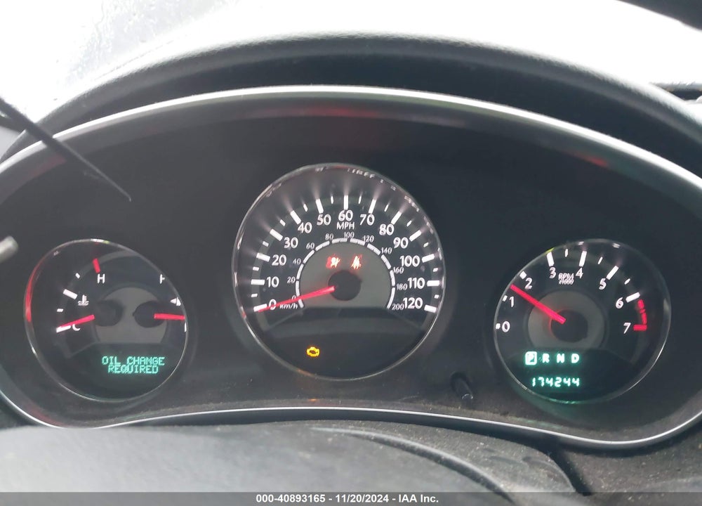2011 CHRYSLER 200 VIN: 1C3BC1FB4BN625686
