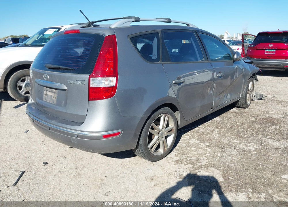 2011 HYUNDAI ELANTRA TOURING SE VIN: KMHDC8AE1BU096911