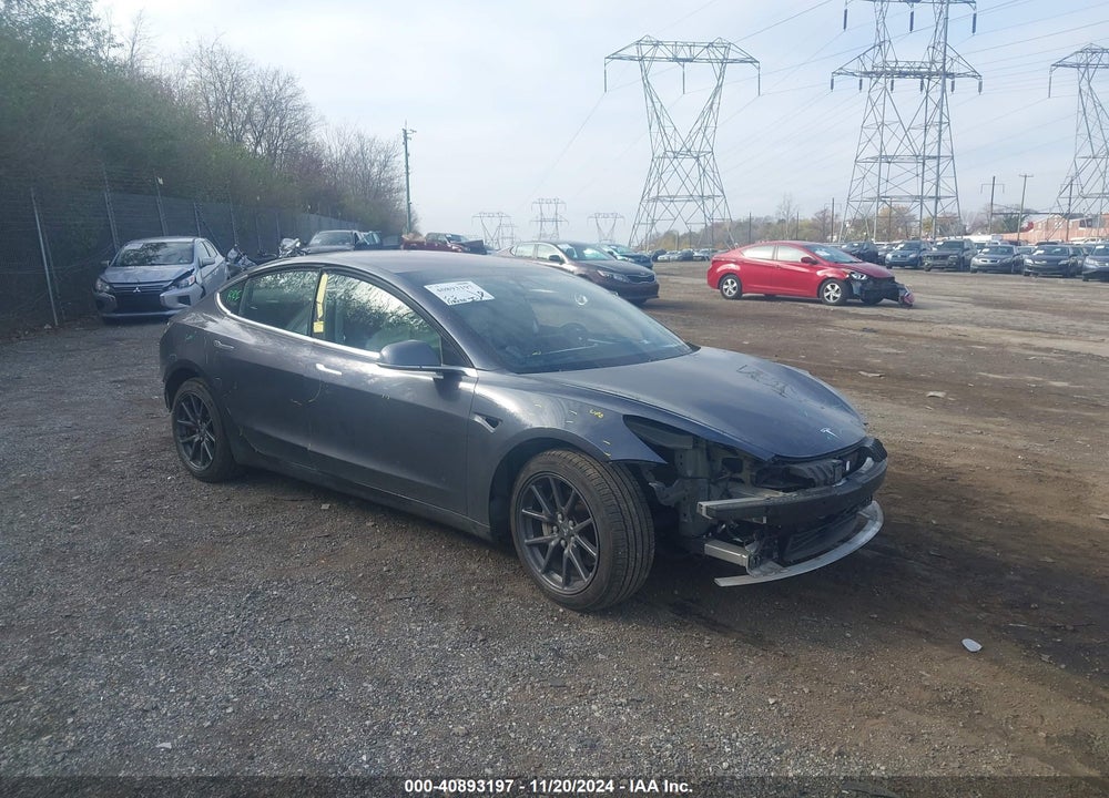 2018 TESLA MODEL 3 LONG RANGE/PERFORMANCE VIN: 5YJ3E1EB2JF103695