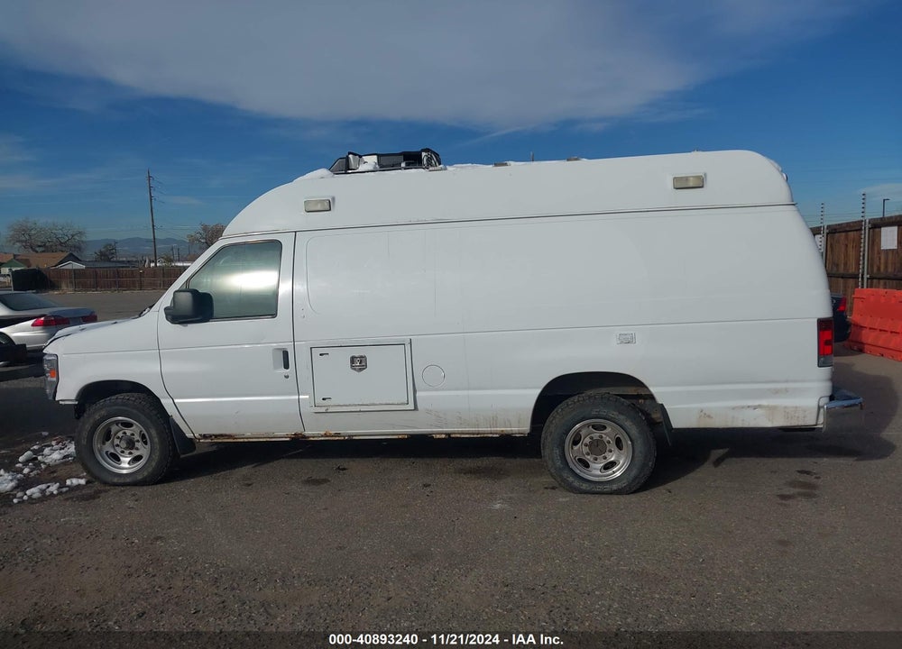 2009 FORD E-350 SUPER DUTY VIN: 1FTSS34S69DA12222