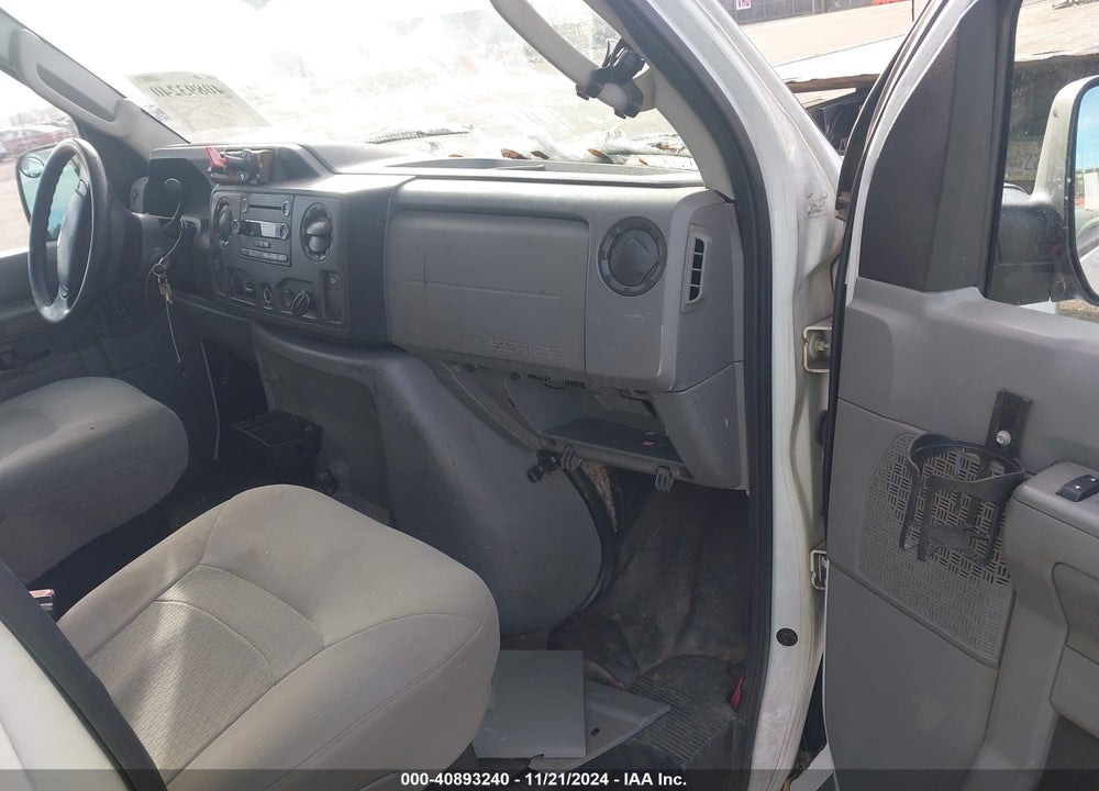 2009 FORD E-350 SUPER DUTY VIN: 1FTSS34S69DA12222