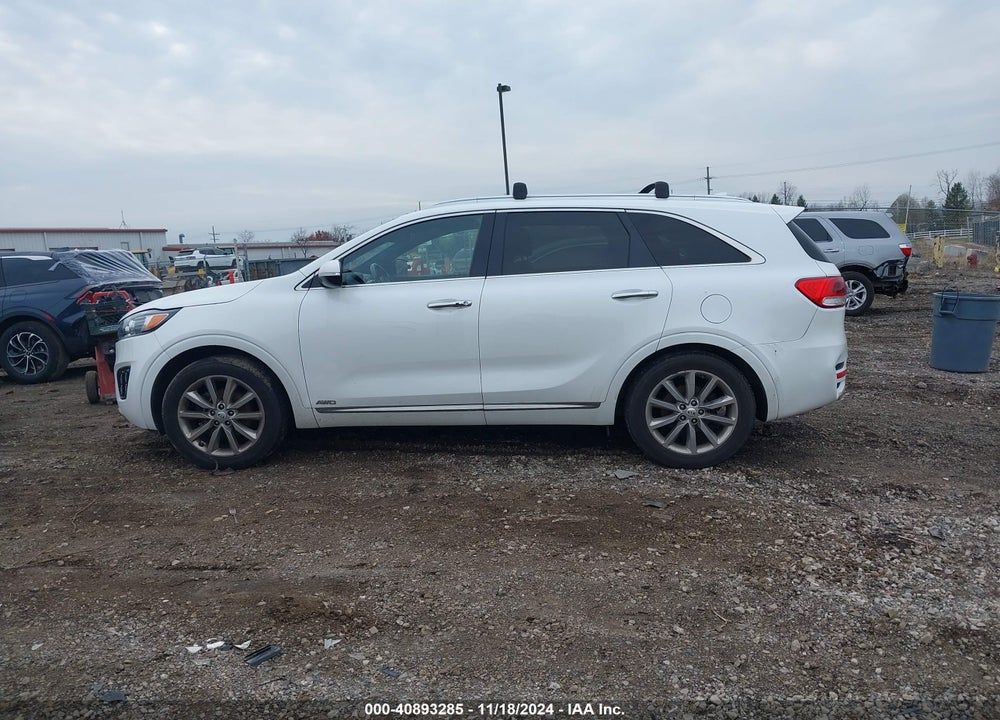 2016 KIA SORENTO 3.3L SXL VIN: 5XYPKDA5XGG097464