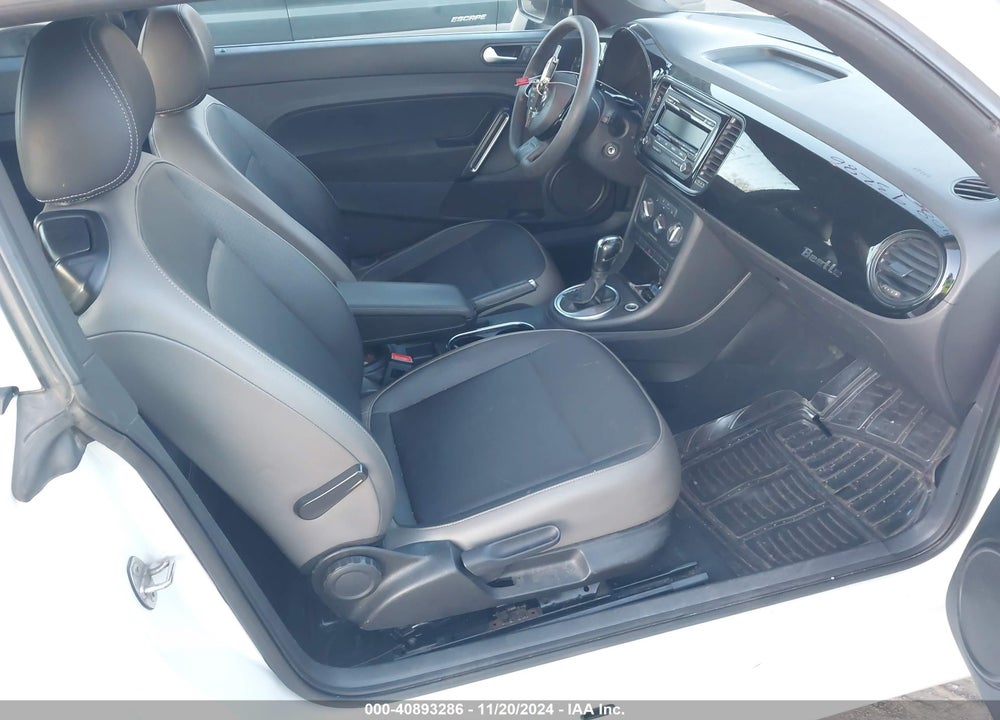 2015 VOLKSWAGEN BEETLE 1.8T FLEET EDITION VIN: 3VWF17AT4FM643835
