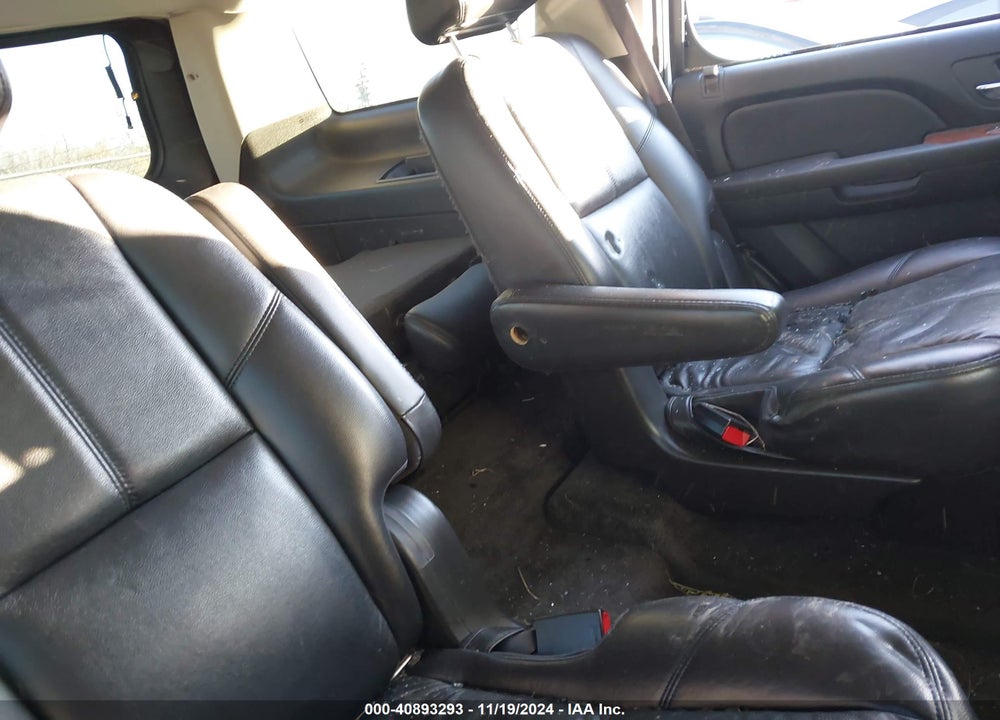 2008 CHEVROLET TAHOE LTZ VIN: 1GNFK13048R105449