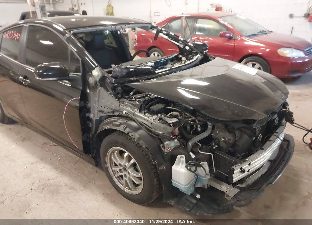 2021 TOYOTA PRIUS VIN: JTDL9MFU7M3029438