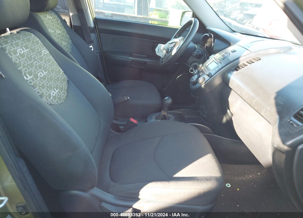 2011 KIA SOUL VIN: KNDJT2A25B7275574