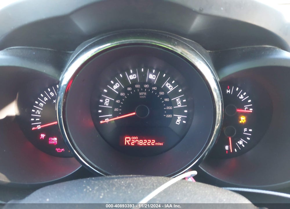2011 KIA SOUL VIN: KNDJT2A25B7275574