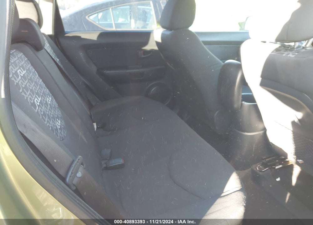2011 KIA SOUL VIN: KNDJT2A25B7275574