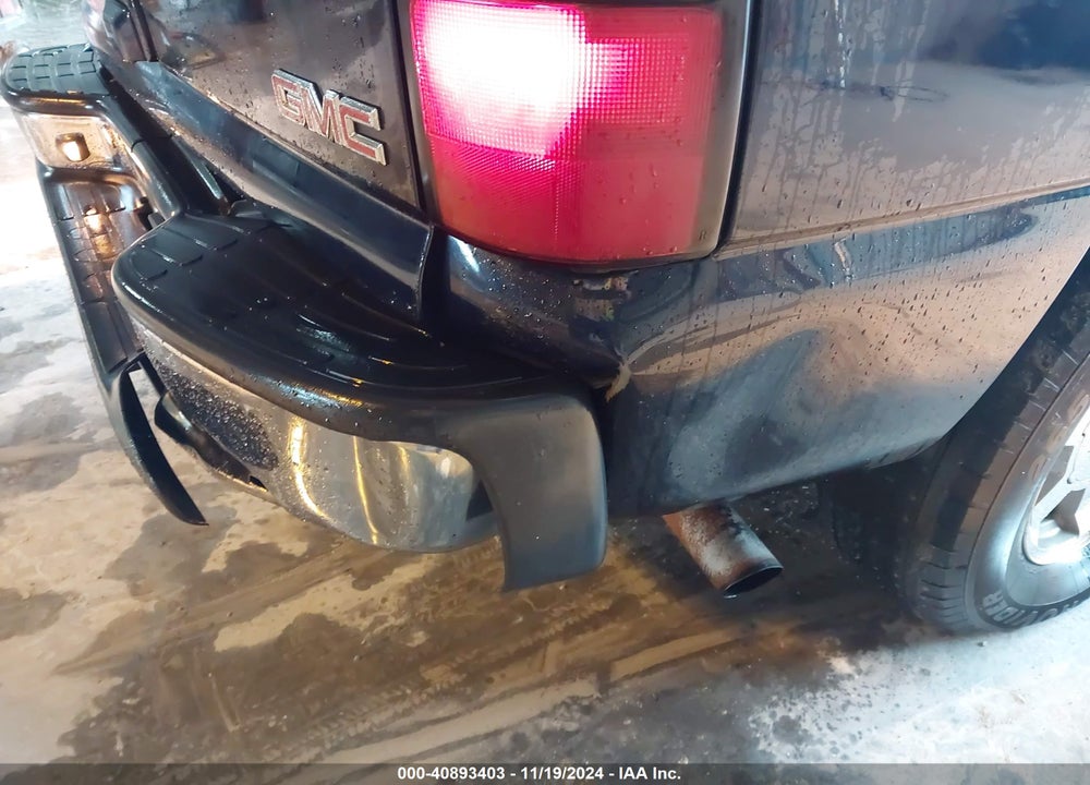 2005 GMC YUKON SLT VIN: 1GKEC13T85R180358