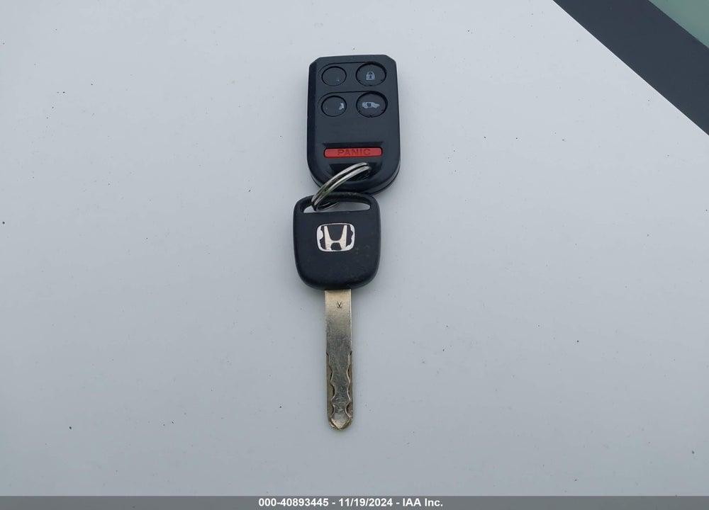 2006 HONDA ODYSSEY EX-L VIN: 5FNRL38706B447021