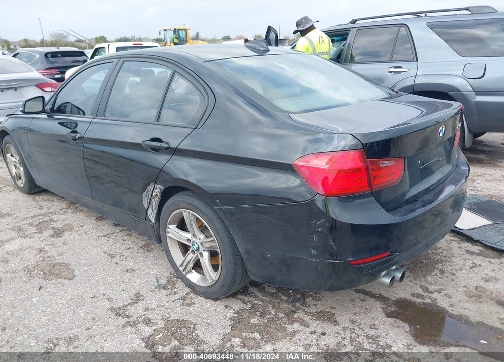 2013 BMW 328I VIN: WBA3A5C57DF355021