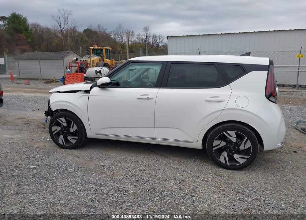 2025 KIA SOUL GT LINE VIN: KNDJ53AU2S7924894