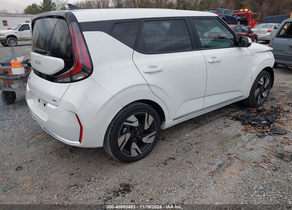 2025 KIA SOUL GT LINE VIN: KNDJ53AU2S7924894