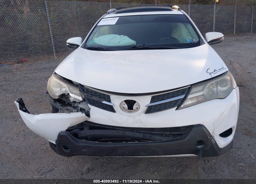 2014 TOYOTA RAV4 XLE VIN: 2T3RFREV6EW219157