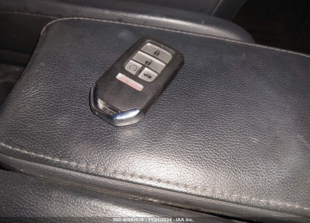 2019 HONDA INSIGHT TOURING VIN: 19XZE4F96KE018695