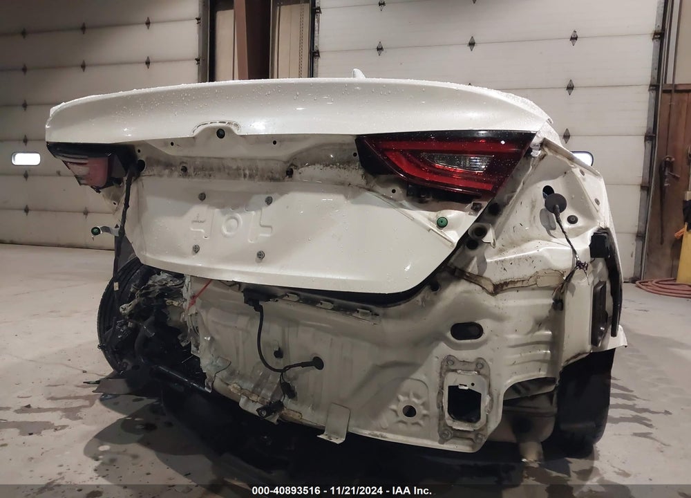 2019 HONDA INSIGHT TOURING VIN: 19XZE4F96KE018695