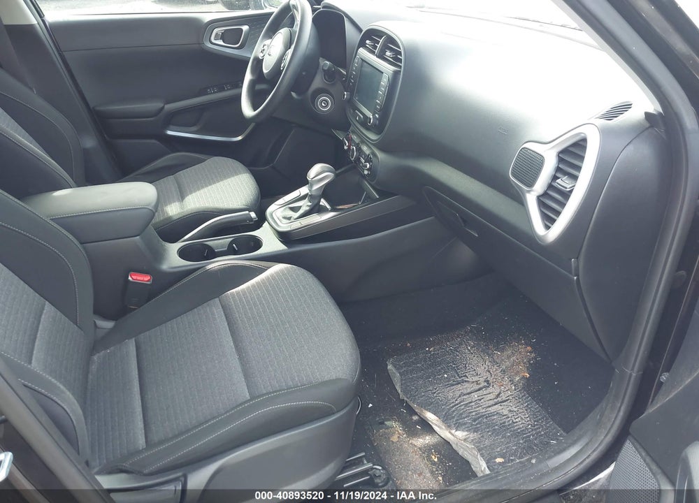 2020 KIA SOUL !/+/S VIN: KNDJ23AU6L7731867