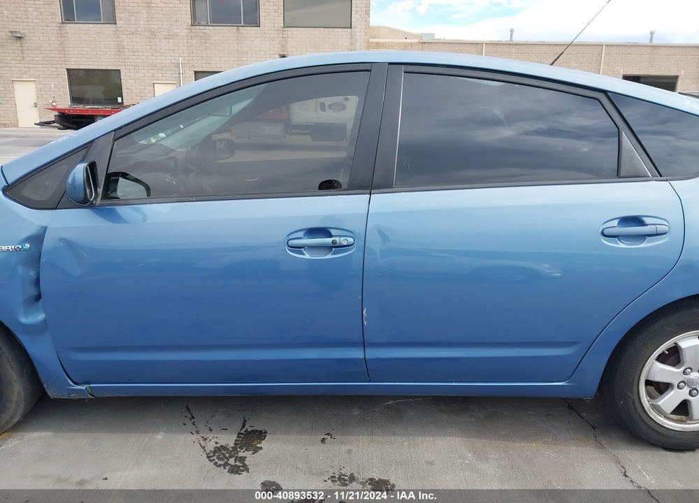 2007 TOYOTA PRIUS VIN: JTDKB20U877672875