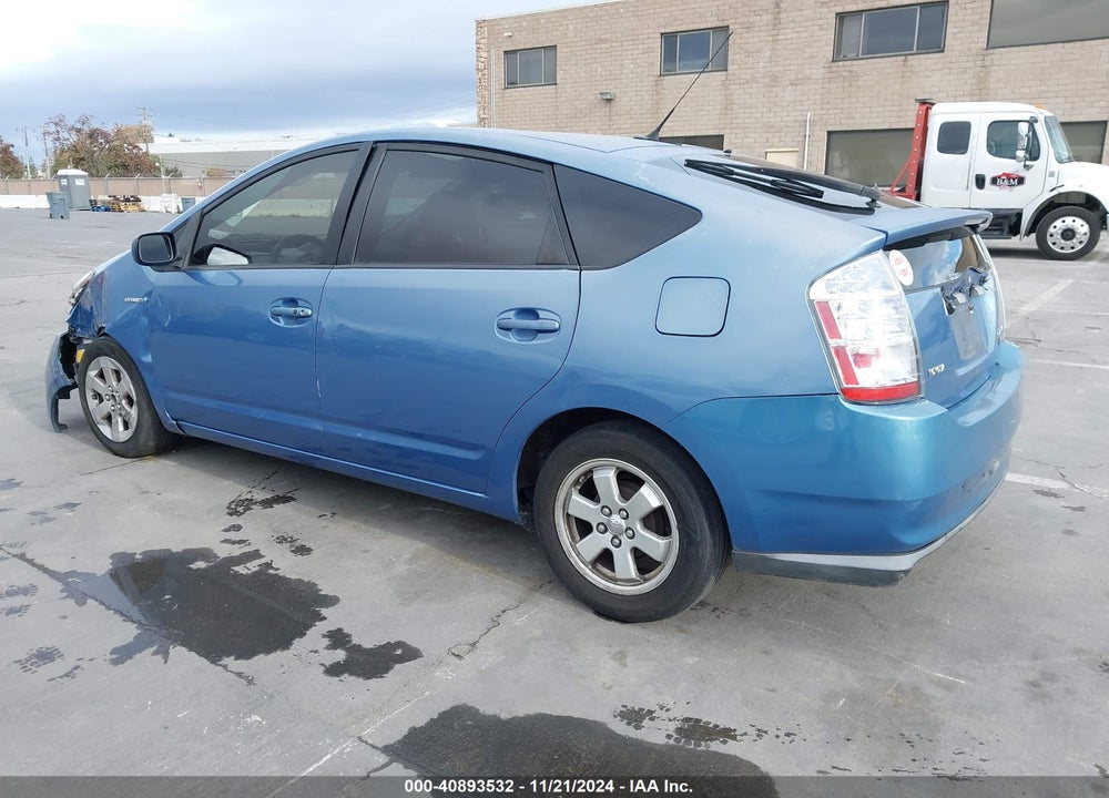 2007 TOYOTA PRIUS VIN: JTDKB20U877672875