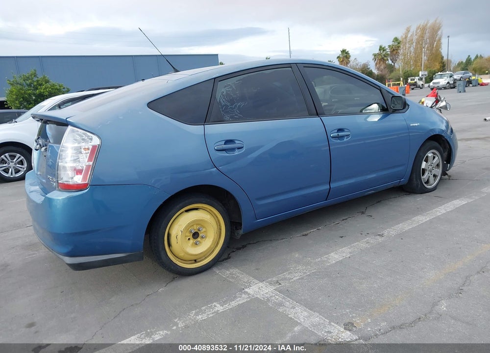 2007 TOYOTA PRIUS VIN: JTDKB20U877672875