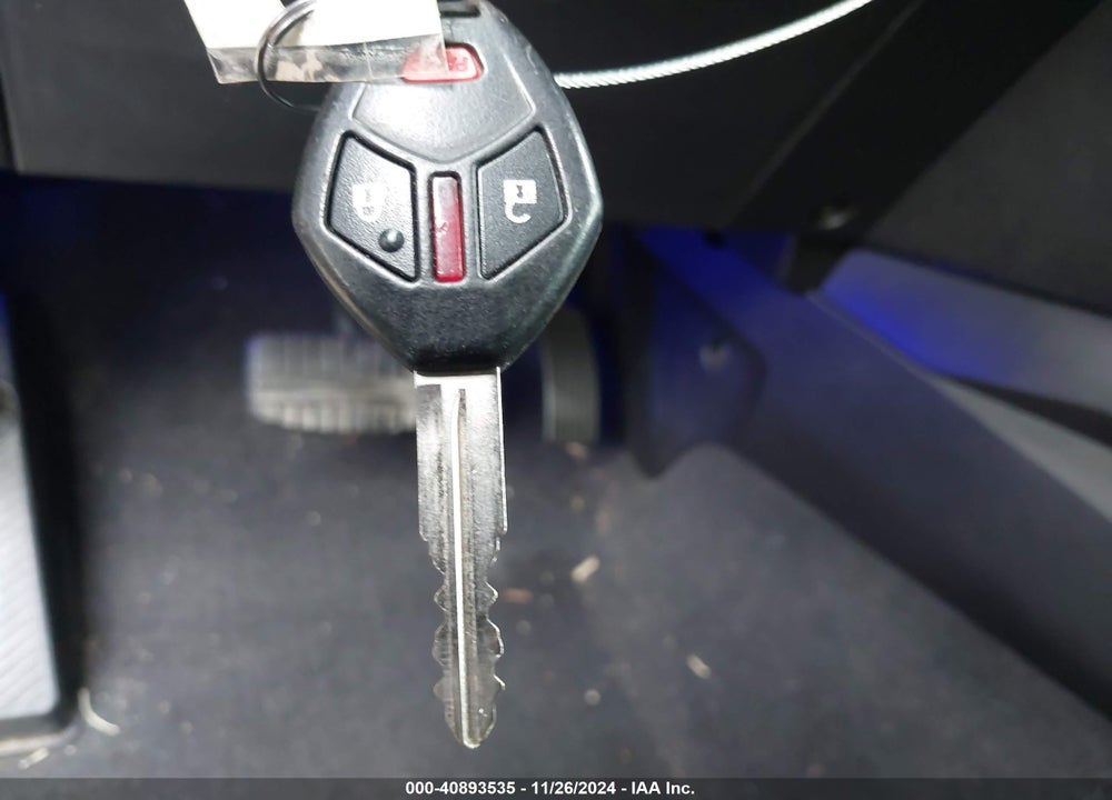 2015 MITSUBISHI OUTLANDER SPORT ES VIN: 4A4AP3AU8FE037479