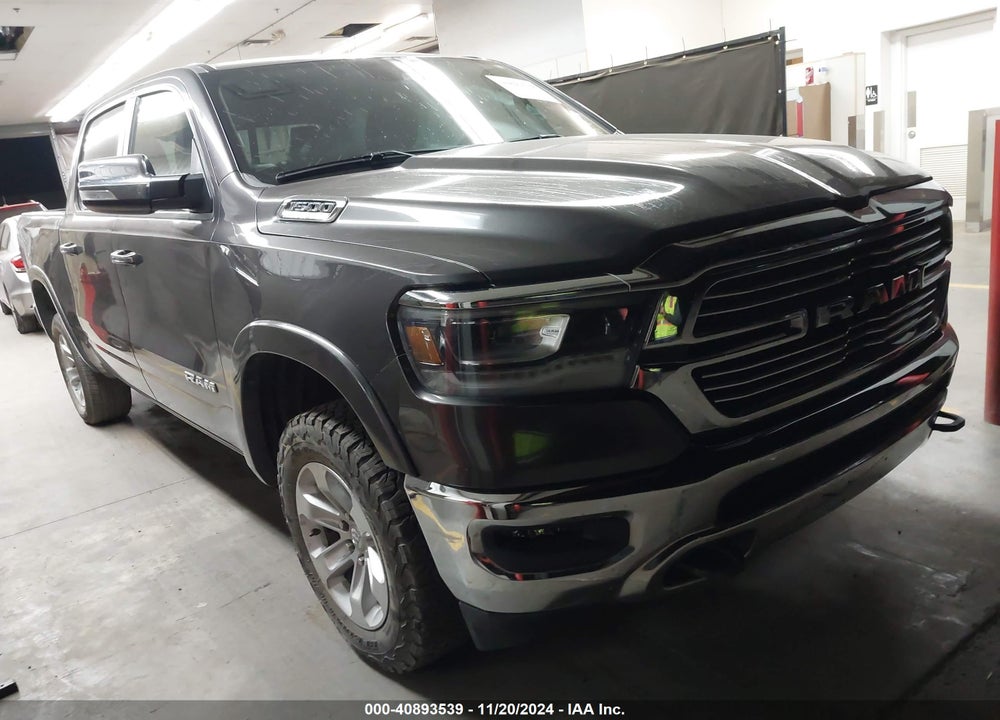 2021 RAM 1500 LAIE  4X4 5'7 BOX VIN: 1C6SRFJT5MN816695