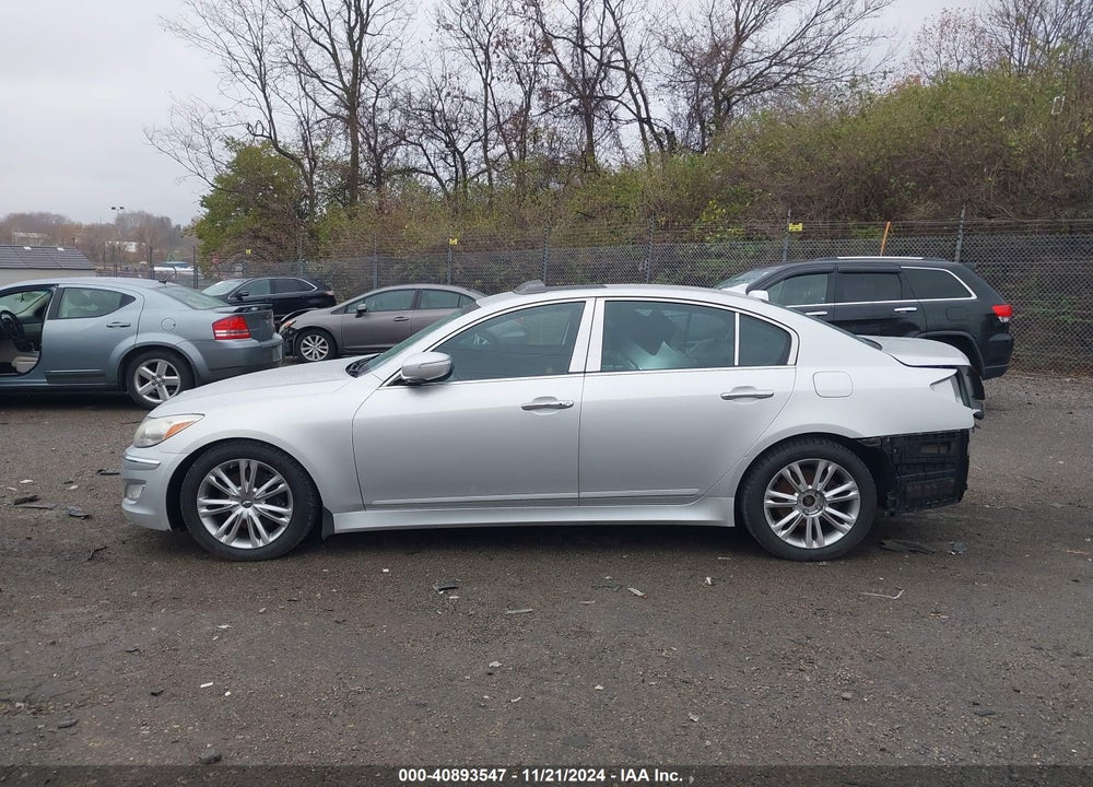 2013 HYUNDAI GENESIS 3.8 VIN: KMHGC4DD1DU234880