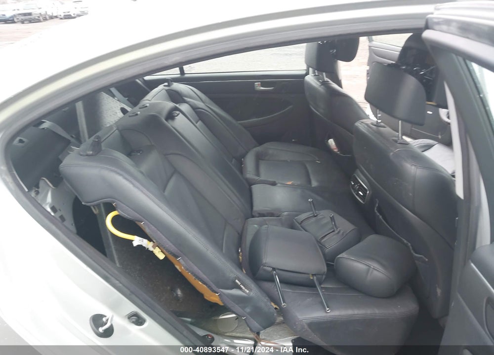 2013 HYUNDAI GENESIS 3.8 VIN: KMHGC4DD1DU234880
