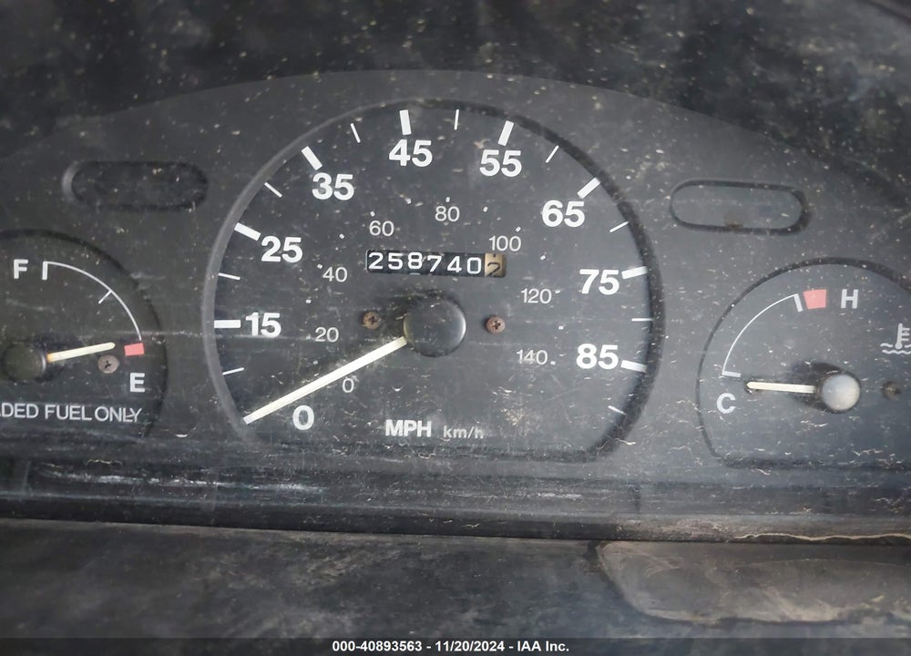 1995 GEO METRO LSI VIN: 2C1MR2260S6734259