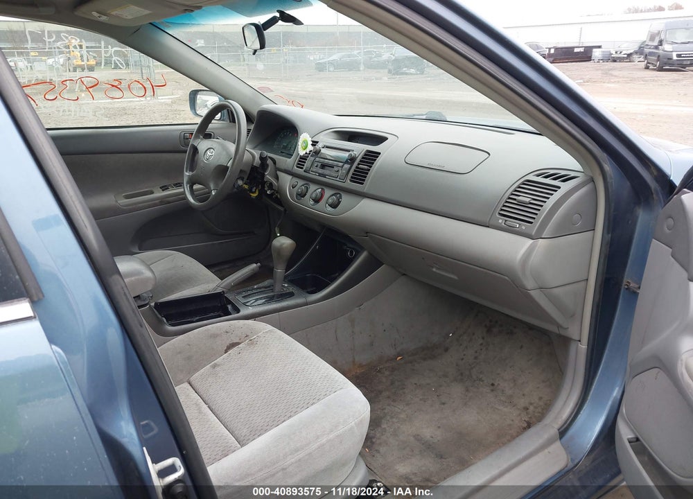 2003 TOYOTA CAMRY LE VIN: 4T1BE32KX3U203254