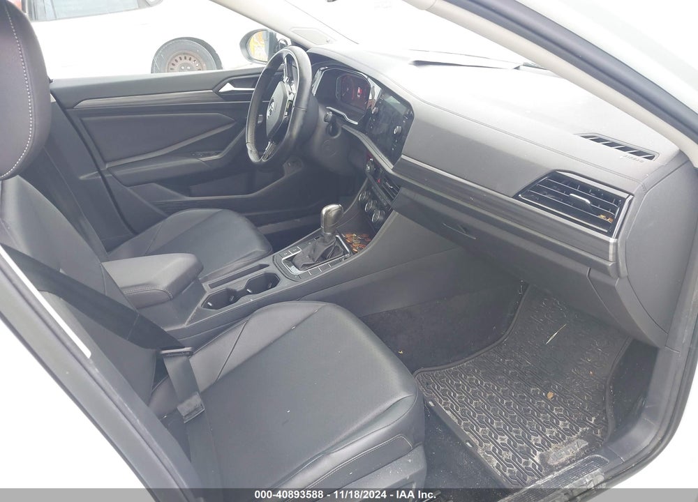 2019 VOLKSWAGEN JETTA 1.4T SEL VIN: 3VWE57BU4KM114032