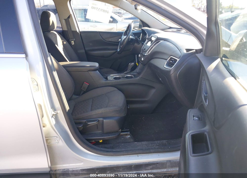 2019 CHEVROLET EQUINOX LT VIN: 2GNAXJEV0K6223487