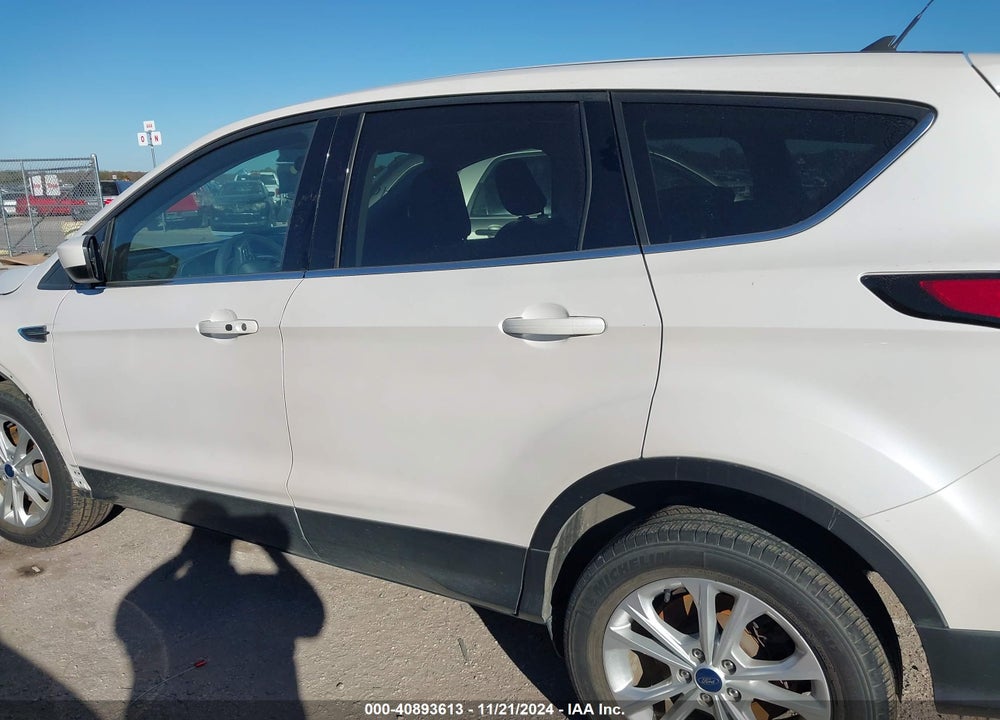 2019 FORD ESCAPE SE VIN: 1FMCU9GD7KUA85134