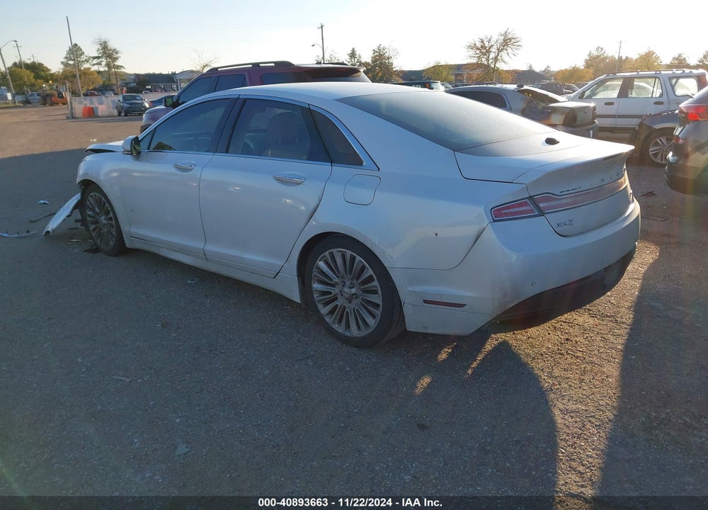 2013 LINCOLN MKZ VIN: 3LN6L2G92DR824892