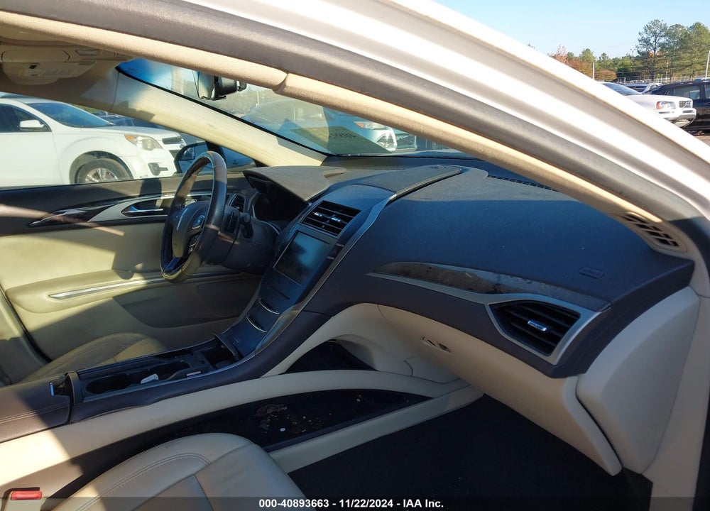 2013 LINCOLN MKZ VIN: 3LN6L2G92DR824892