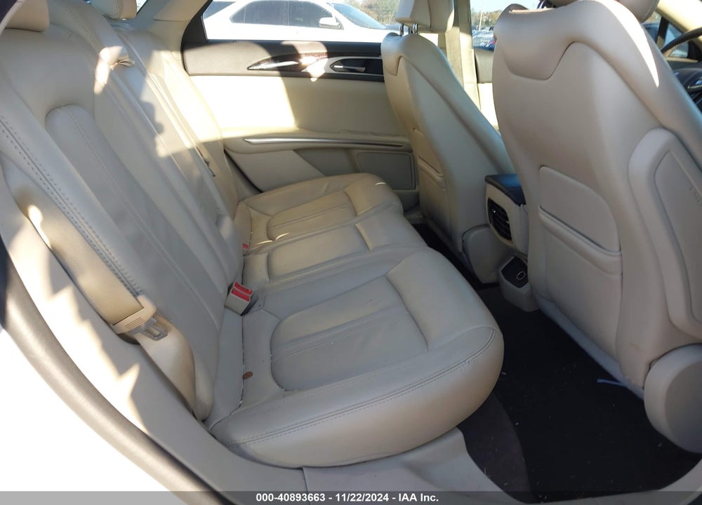 2013 LINCOLN MKZ VIN: 3LN6L2G92DR824892